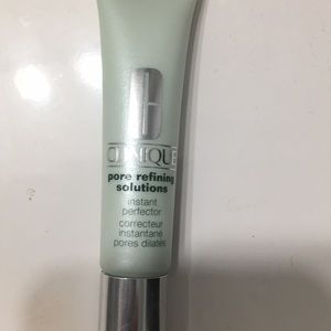 Clinique pore refining solutions